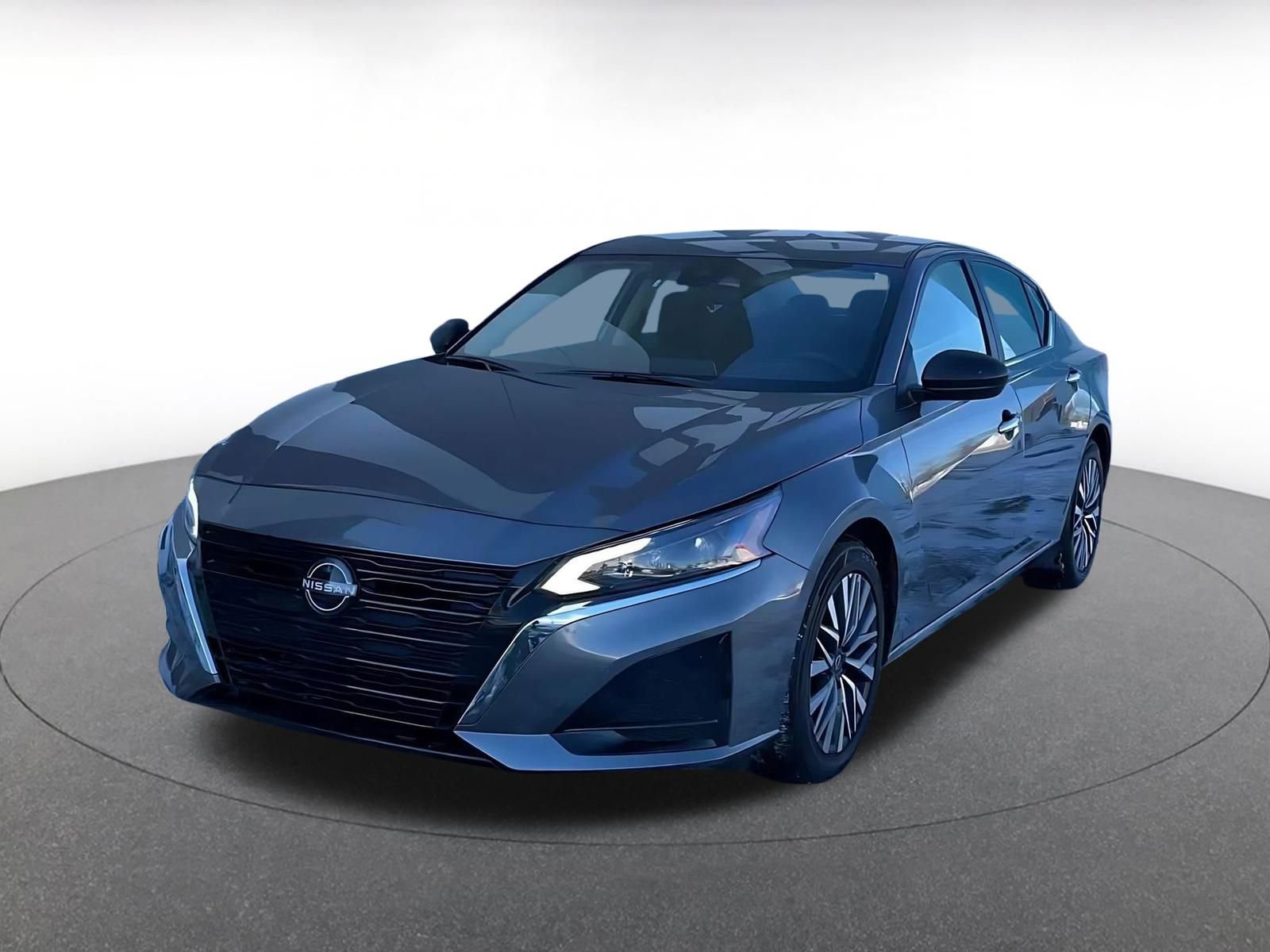 Used 2025 Nissan Altima 2.5 SV image 7