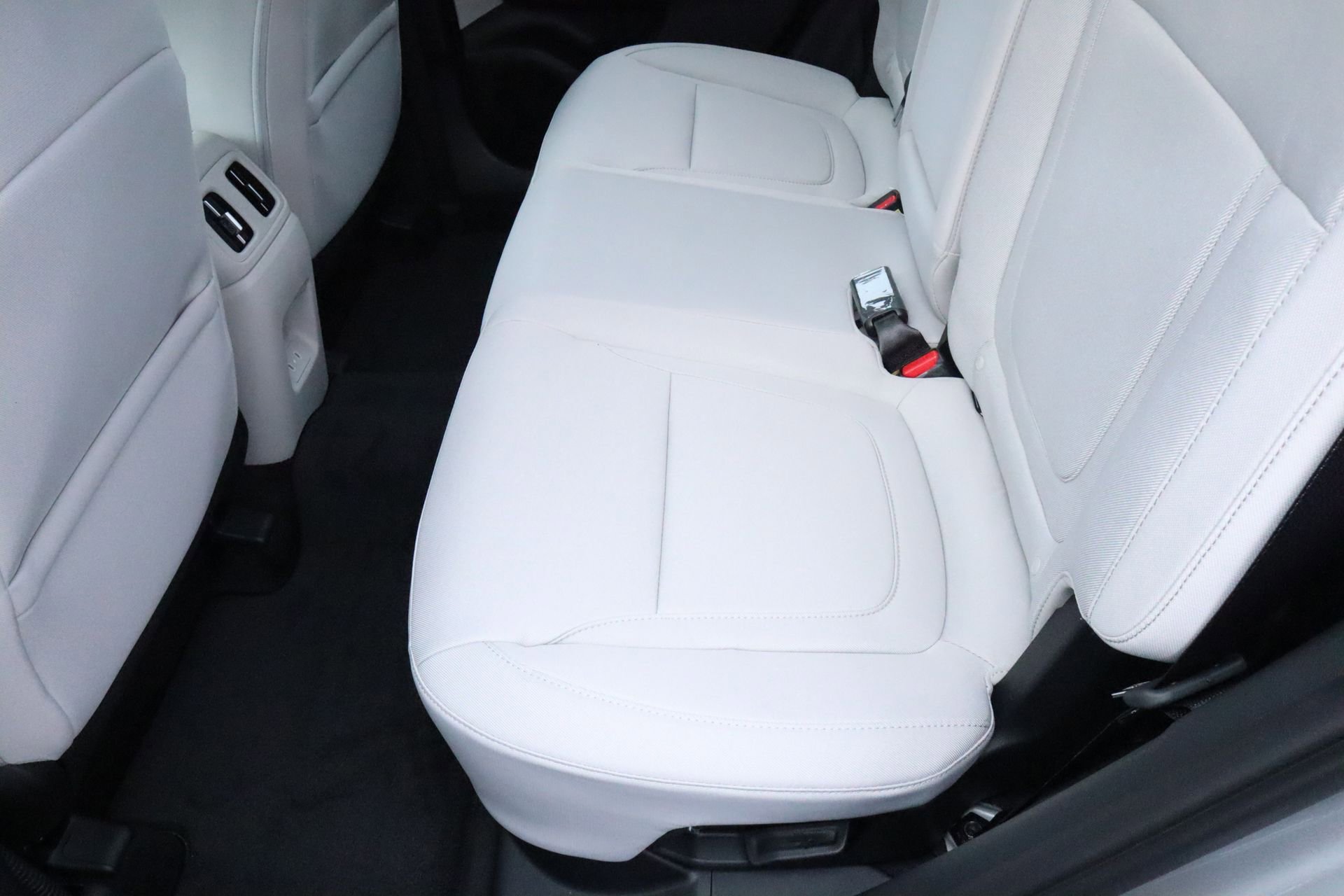 New 2026 Hyundai Tucson Blue SE image 16