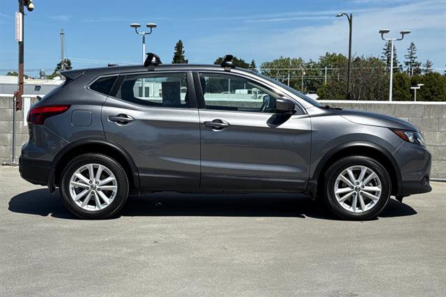 Used 2019 Nissan Rogue Sport S w/ Appearance Package image 2