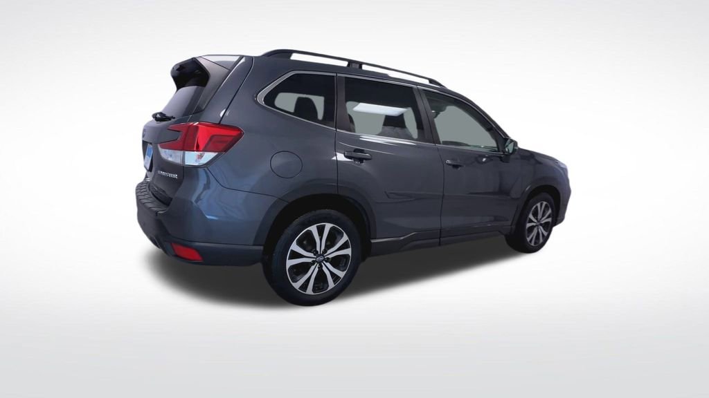Used 2020 Subaru Forester Limited image 8
