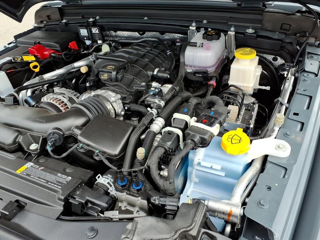 New 2025 Jeep Gladiator Rubicon w/ Convenience Group image 37