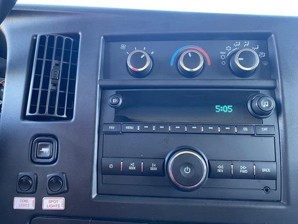 Used 2024 Chevrolet Express 3500 w/ Power Convenience Package image 14