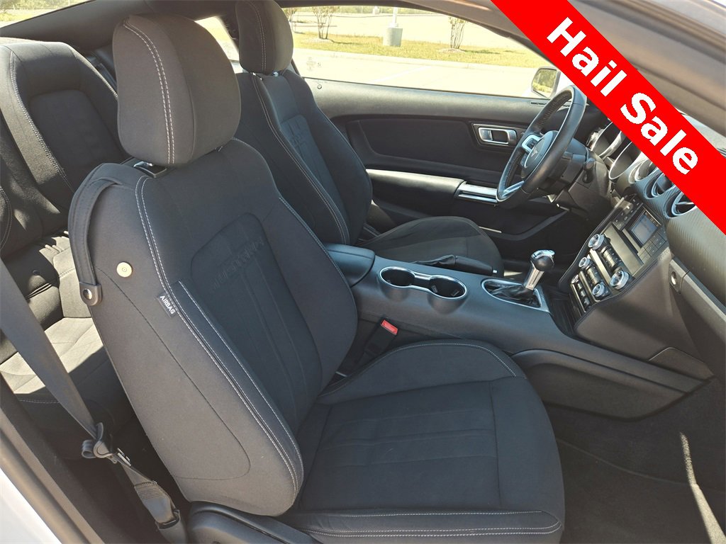 Used 2022 Ford Mustang EcoBoost image 27