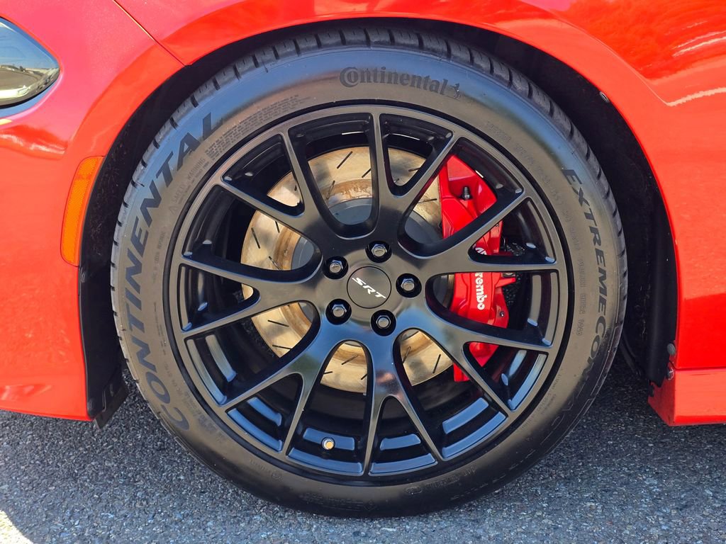 Used 2016 Dodge Charger SRT Hellcat w/ Harman/Kardon Audio Group RWD image 9