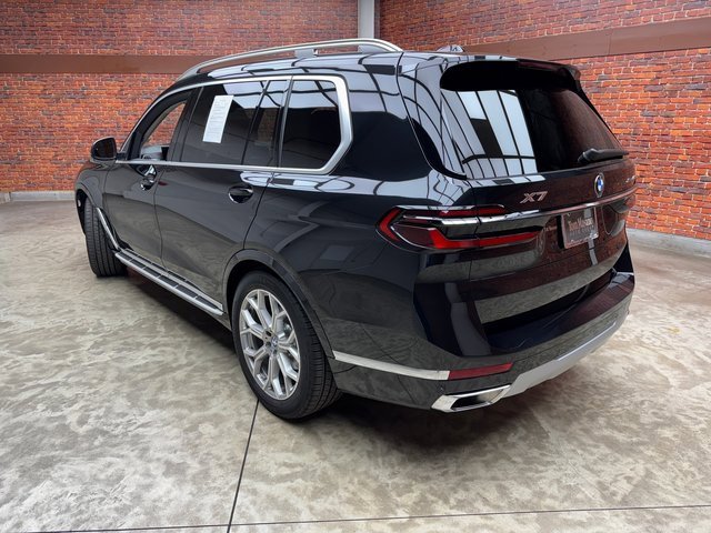 Certified 2025 BMW X7 xDrive40i w/ Premium Package image 3