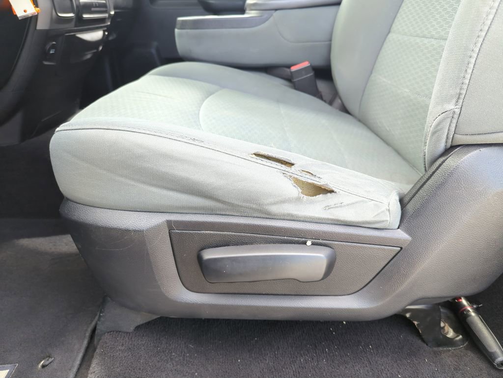 Used 2015 RAM 1500 Express RWD image 13