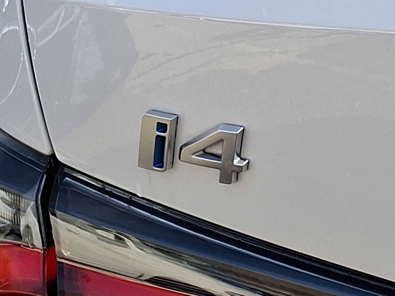 Used 2024 BMW i4 eDrive35 w/ Premium Package image 36