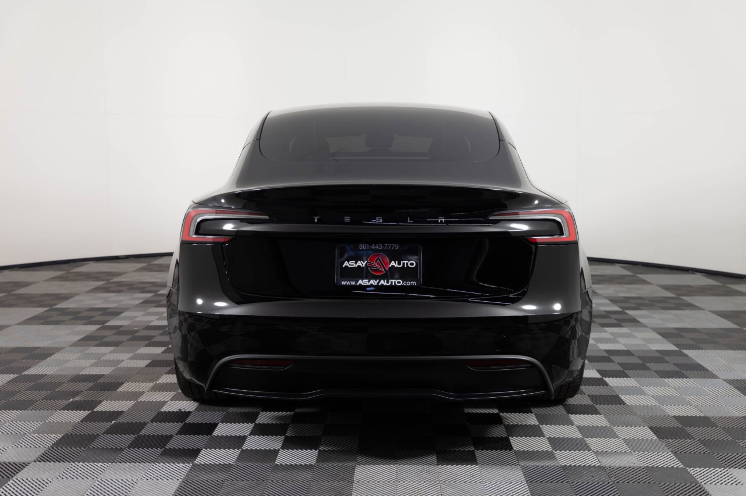 Used 2024 Tesla Model 3 Standard Range RWD image 6
