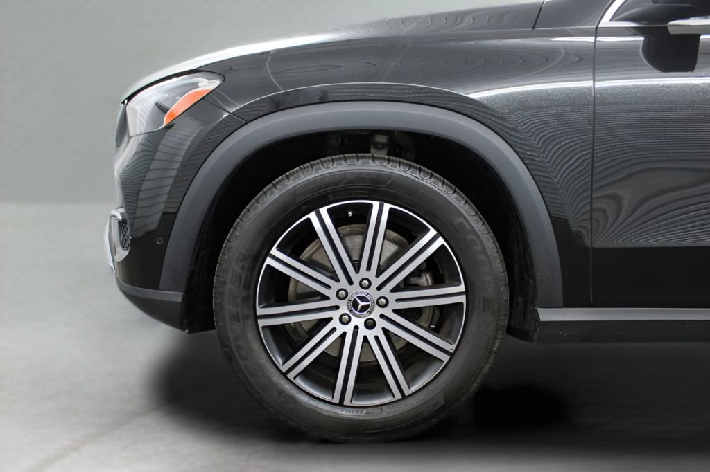 Used 2025 Mercedes-Benz GLE 350 4MATIC image 31