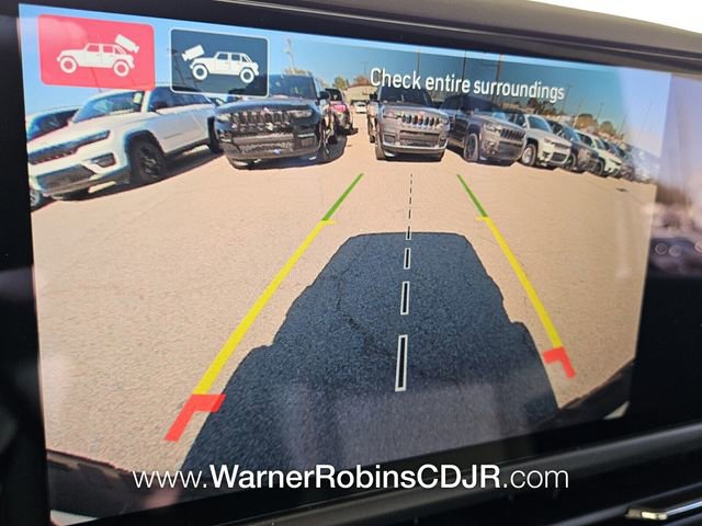 New 2026 Jeep Wrangler Unlimited Rubicon w/ Technology Group AWD/4WD image 22