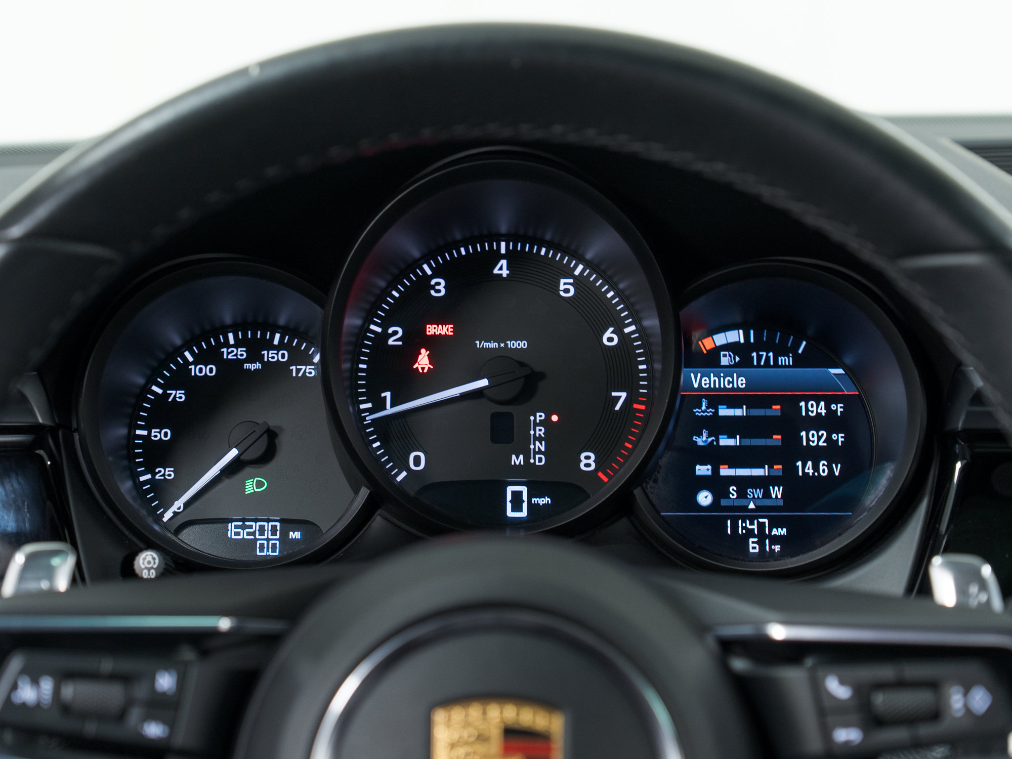 Certified 2023 Porsche Macan AWD/4WD image 22