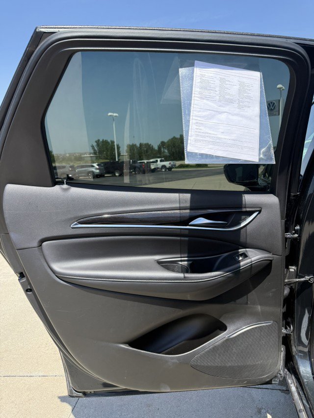 Used 2021 Buick Enclave Avenir w/ Avenir Technology Package image 21