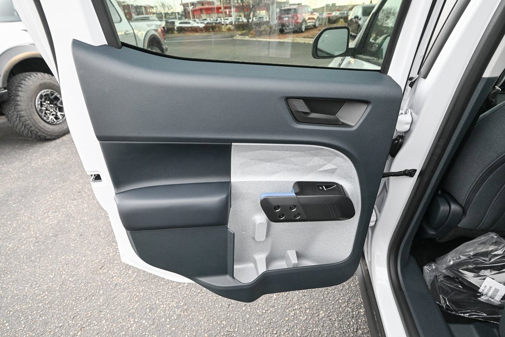 New 2025 Ford Maverick XLT image 19