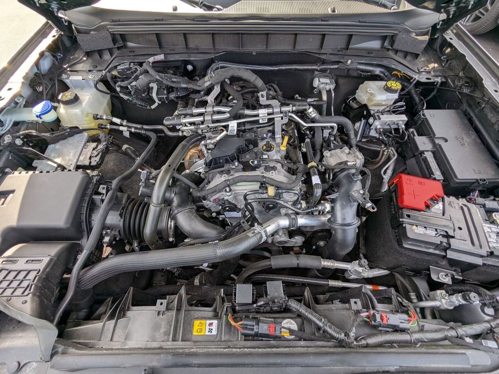 Used 2025 Ford Bronco Big Bend image 33