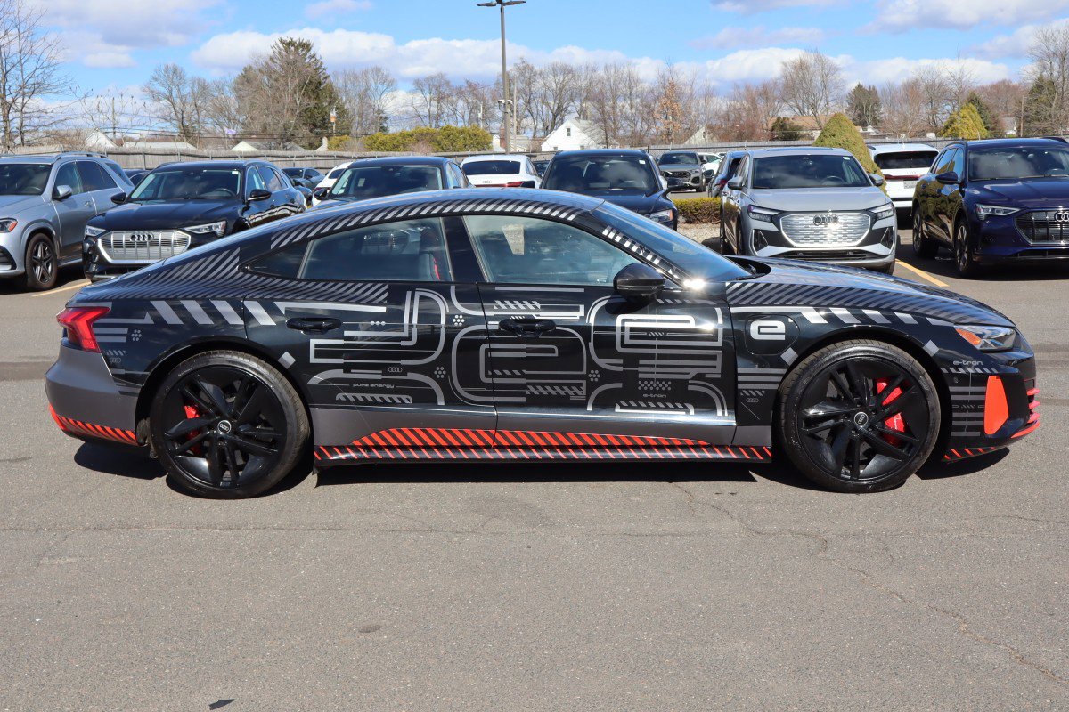 Used 2023 Audi RS e-tron GT image 4