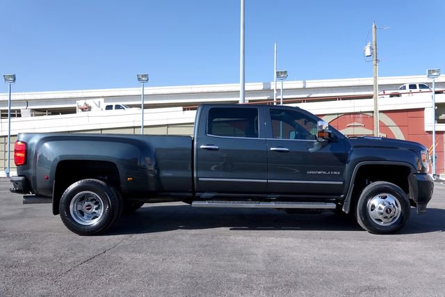 Used 2017 GMC Sierra 3500 Denali w/ Duramax Plus Package image 14