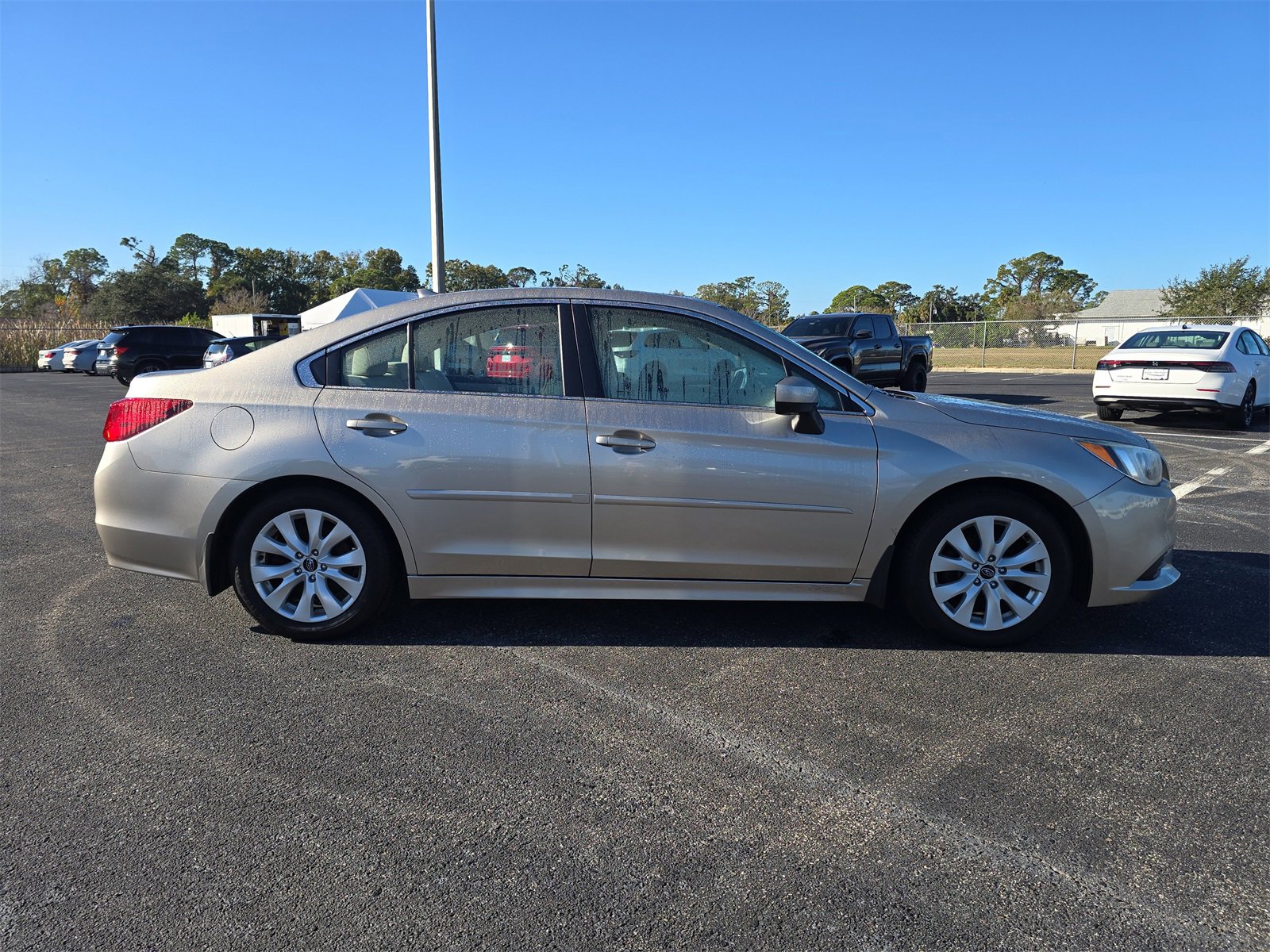 Used 2016 Subaru Legacy 2.5i Premium w/ Moonroof Package image 2