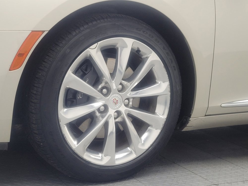 Used 2014 Cadillac XTS Luxury image 31