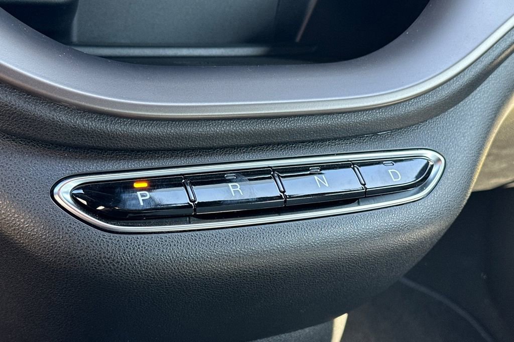 New 2025 FIAT 500 e image 18