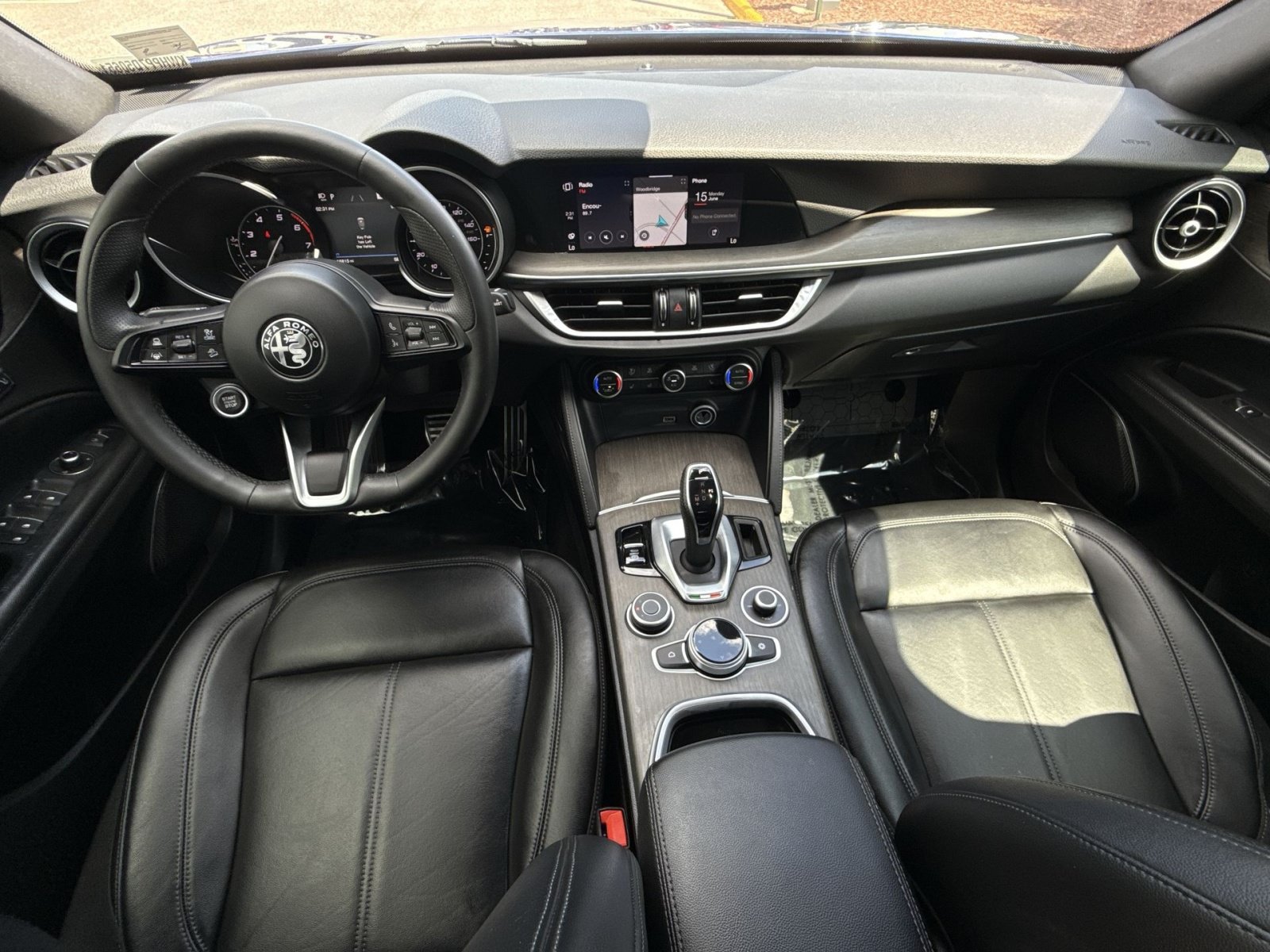 Used 2023 Alfa Romeo Stelvio Ti w/ Active Assist Plus Package AWD/4WD image 23