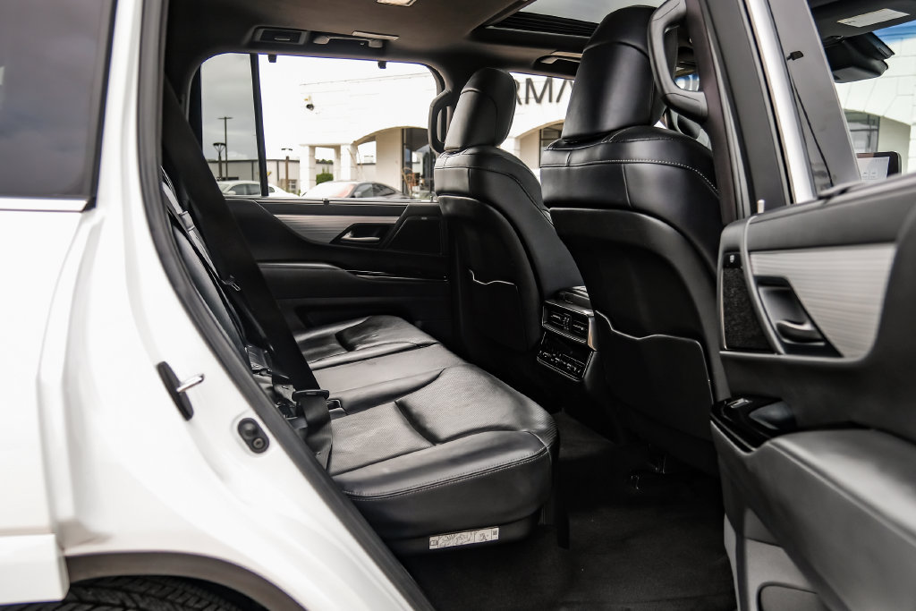 Used 2024 Lexus LX 600 F Sport AWD/4WD image 47
