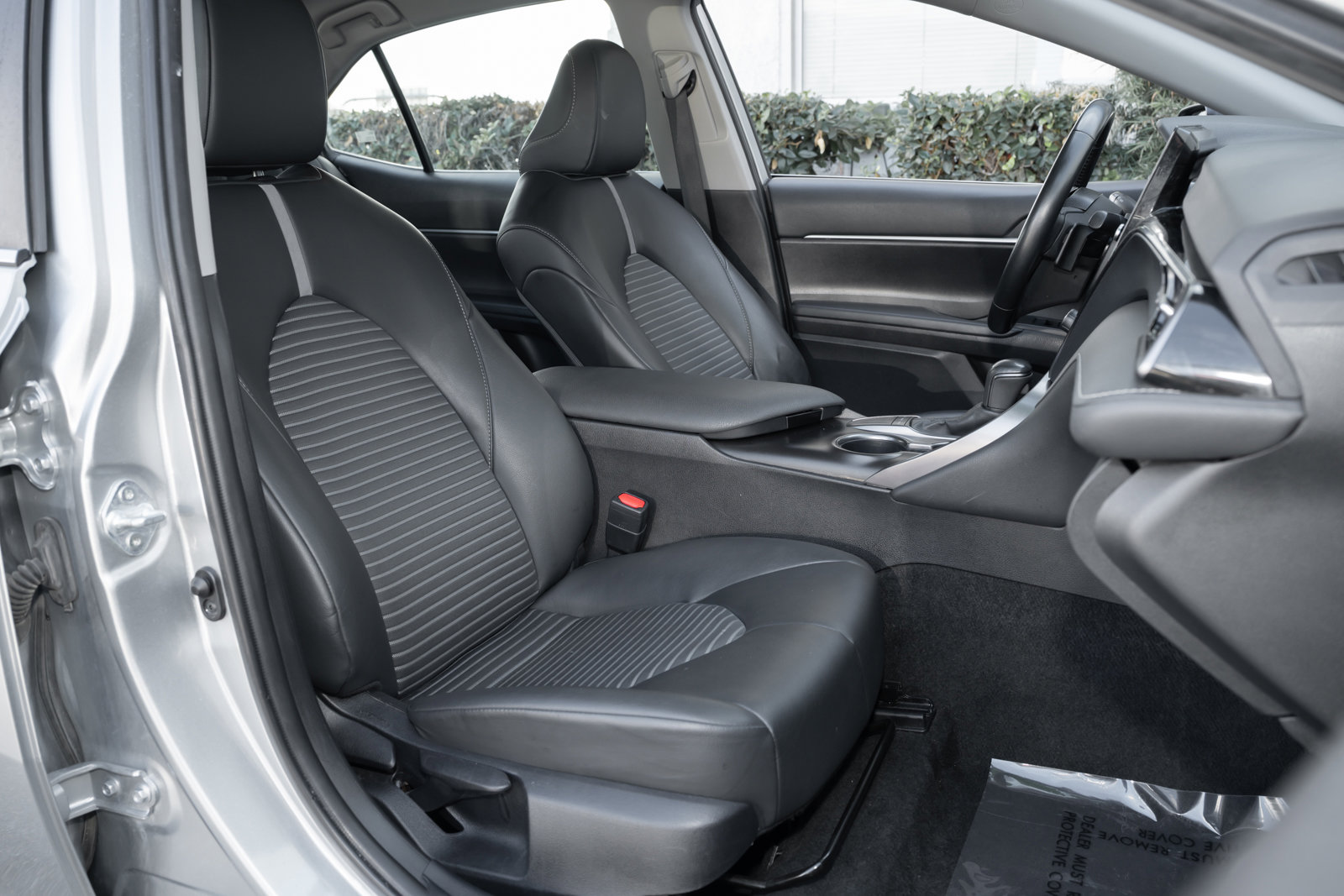 Used 2023 Toyota Camry SE image 39