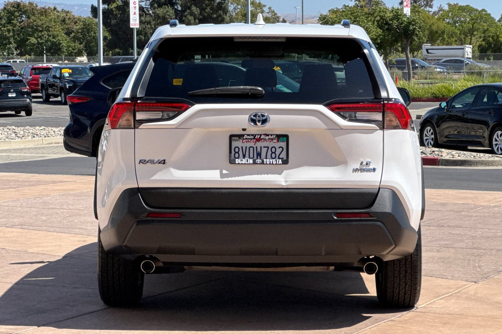 Certified 2021 Toyota RAV4 LE AWD/4WD image 6