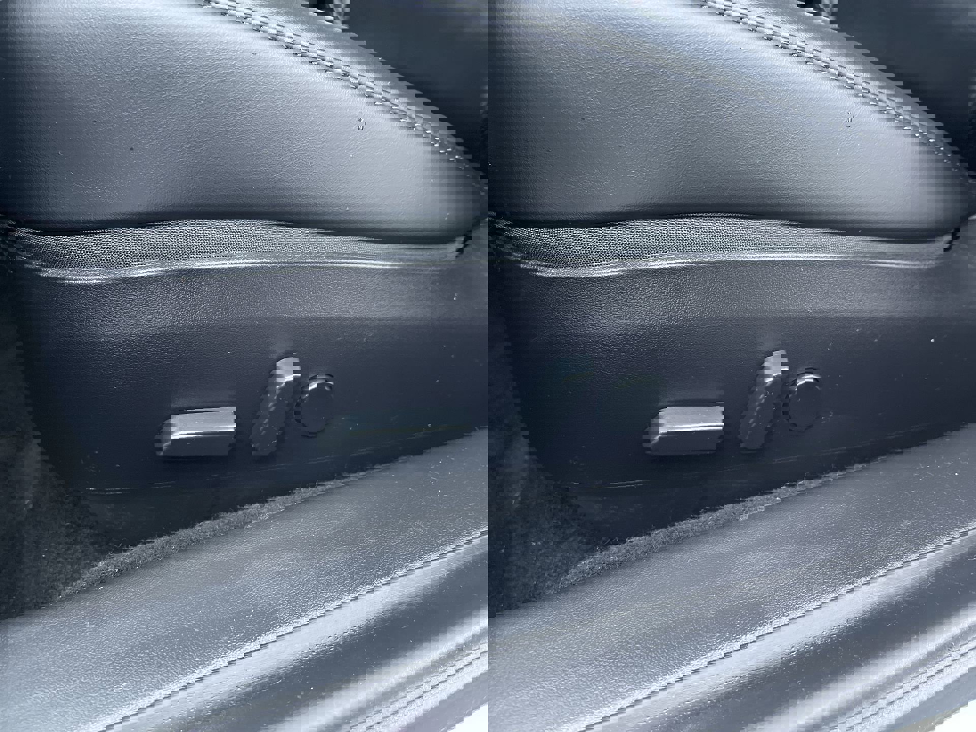 Used 2020 Tesla Model 3 Performance image 13