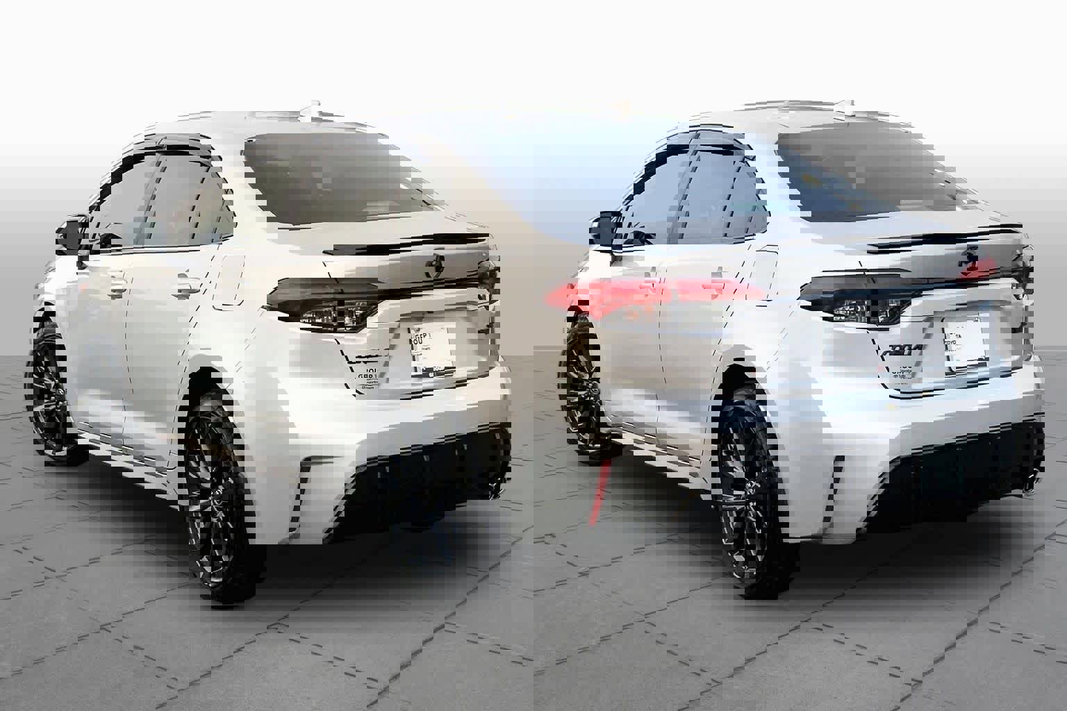 Used 2024 Toyota Corolla XSE FWD image 12