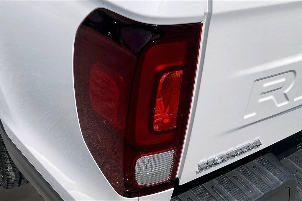 Used 2024 Honda Ridgeline Sport image 23
