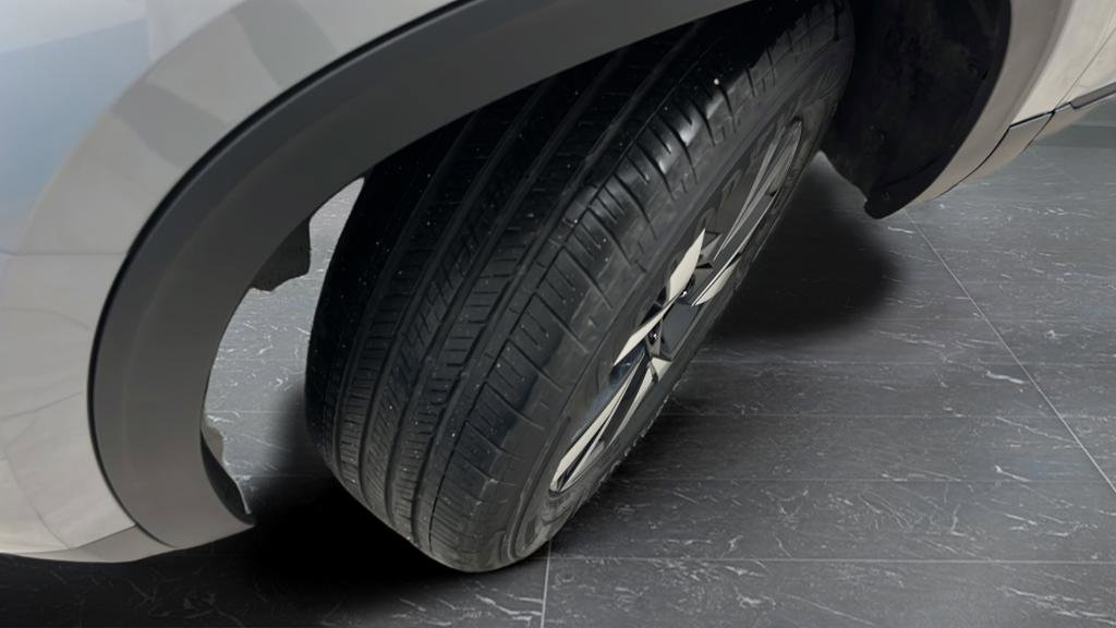 Used 2023 Volkswagen Atlas Cross Sport SE image 36