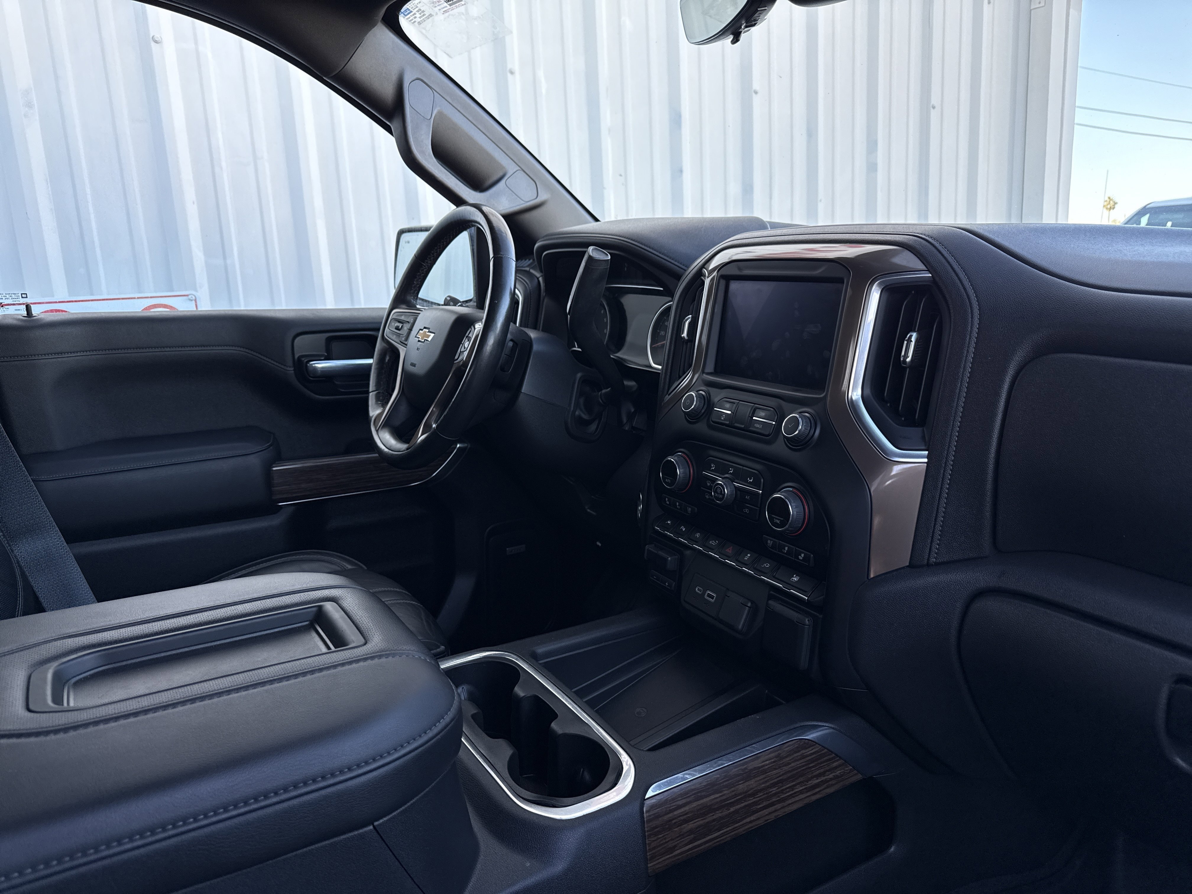 Used 2021 Chevrolet Silverado 1500 High Country w/ Technology Package image 45