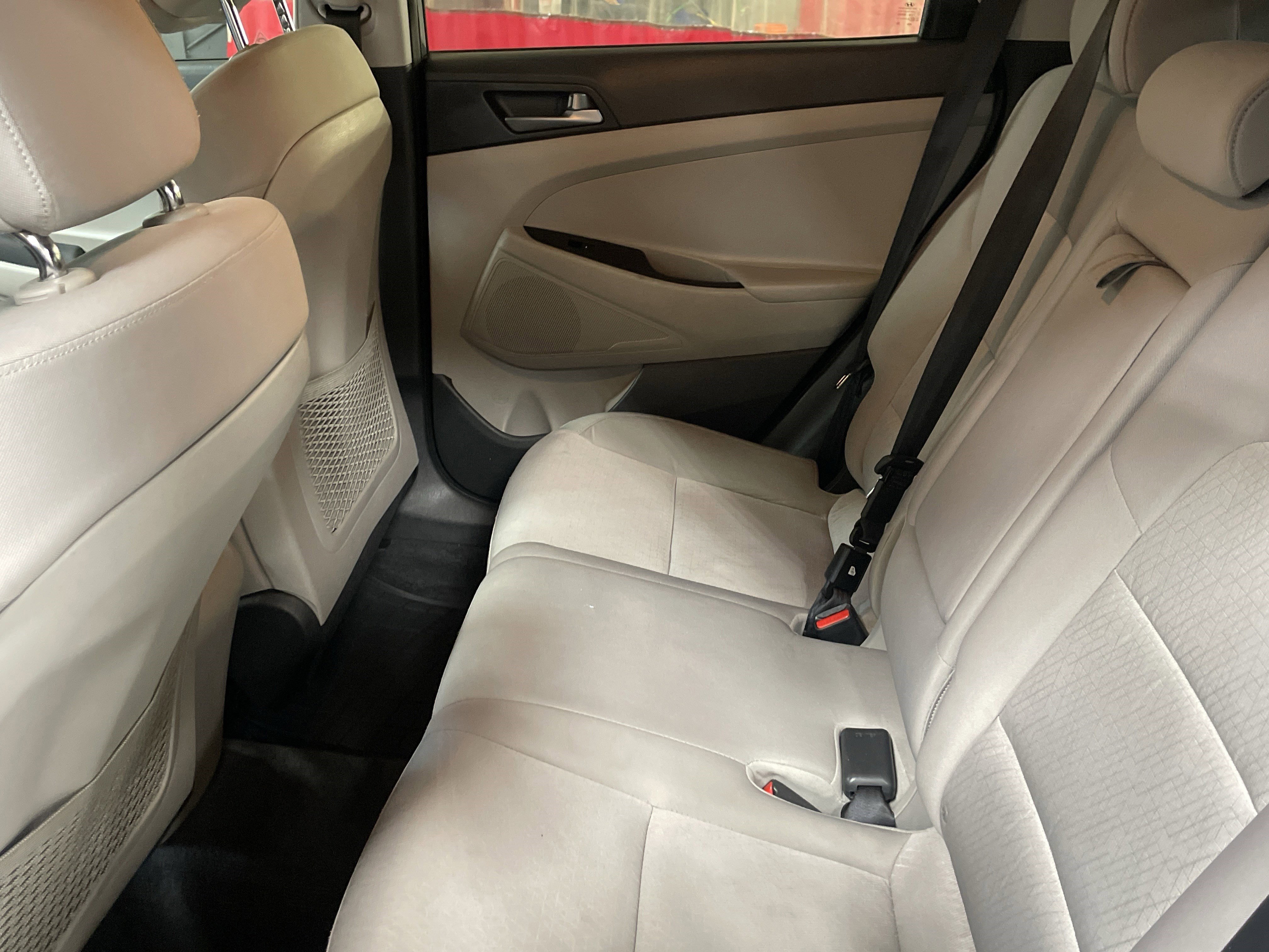 Used 2016 Hyundai Tucson SE w/ Option Group 02 FWD image 32