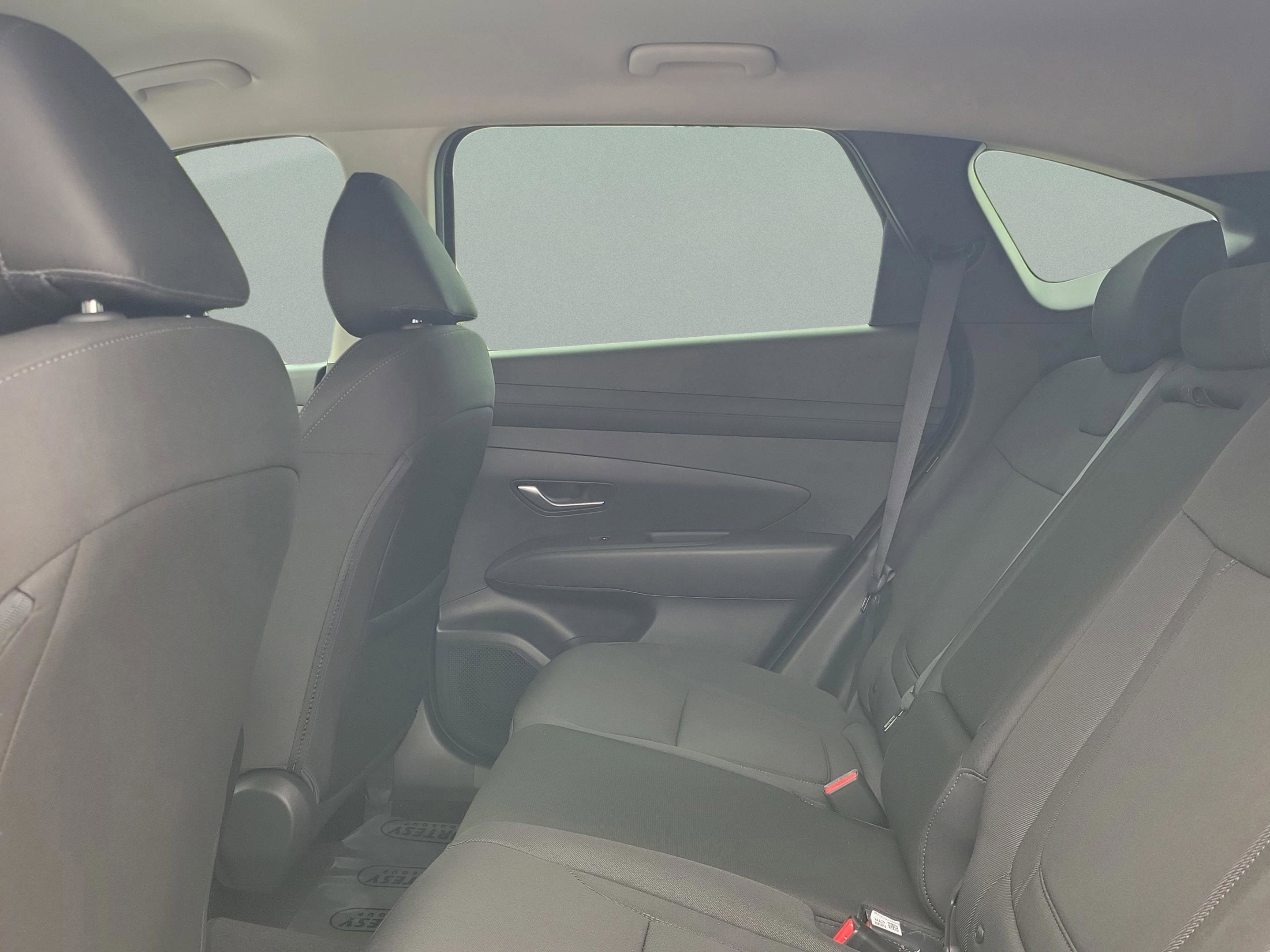 New 2026 Hyundai Tucson SE image 10