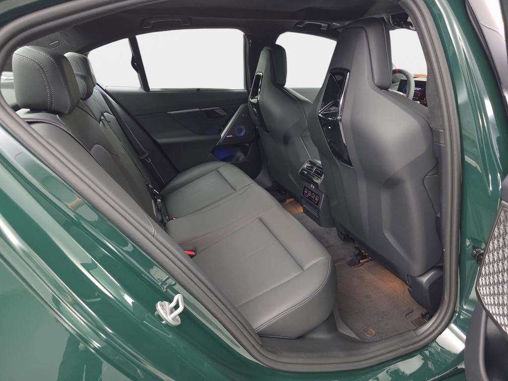 New 2026 BMW M5 image 11