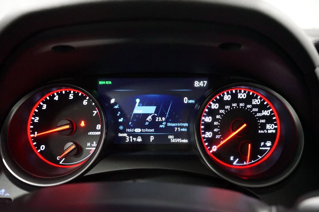 Used 2022 Toyota Camry XSE image 16