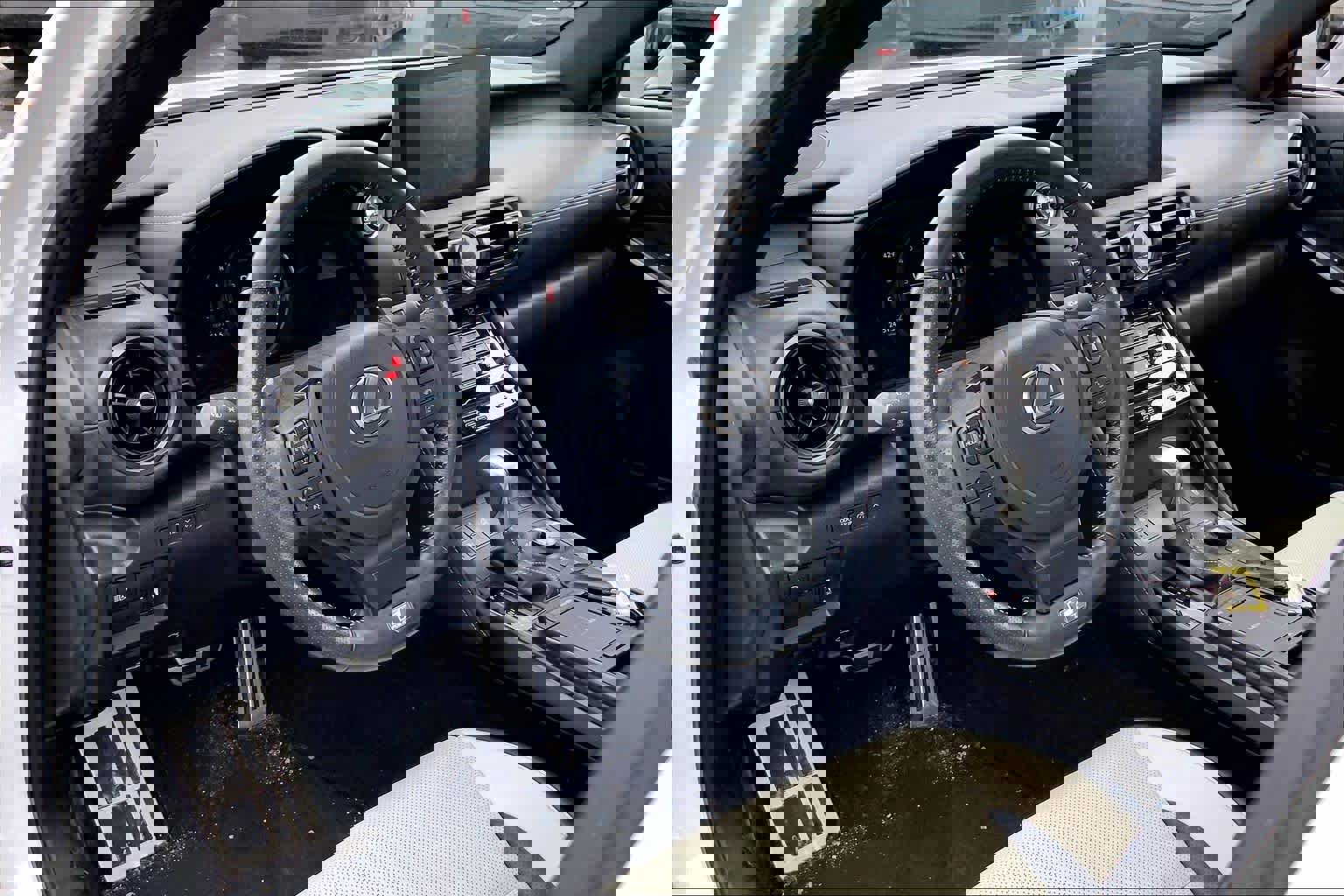 Used 2023 Lexus IS 350 F Sport w/ Memory Package image 18