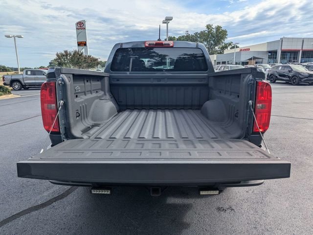 Used 2015 Chevrolet Colorado Z71 AWD/4WD image 12