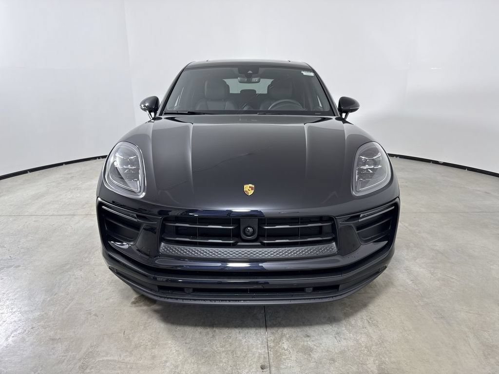 New 2026 Porsche Macan AWD/4WD image 10