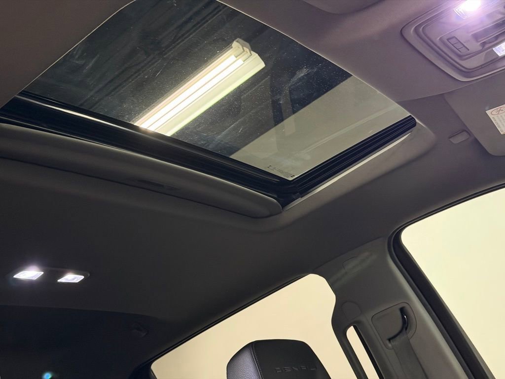 Used 2020 GMC Sierra 3500 Denali w/ Denali Ultimate Package image 33