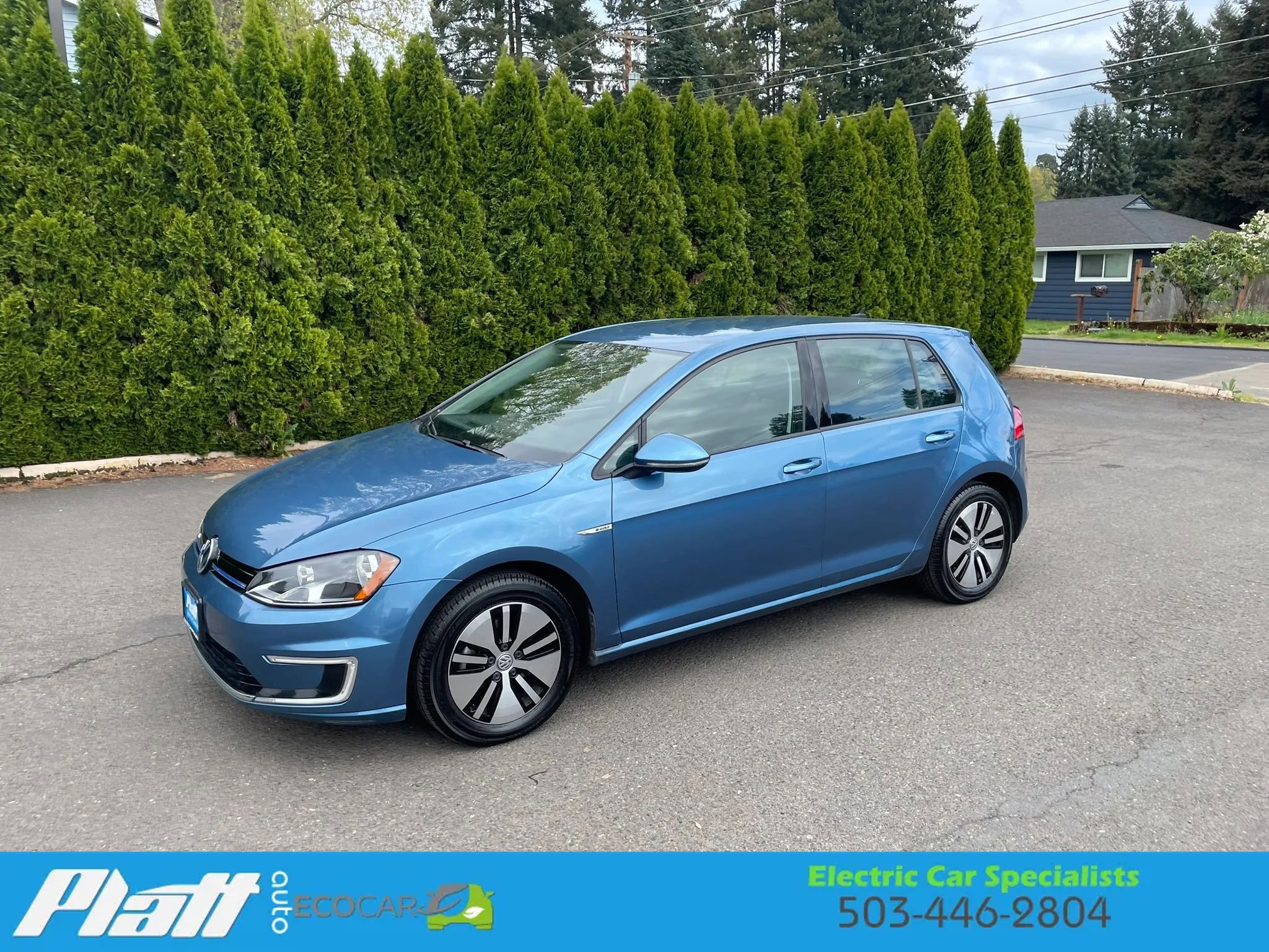 Used 2016 Volkswagen e-Golf SE w/ DC Fast Charging Package FWD image 3