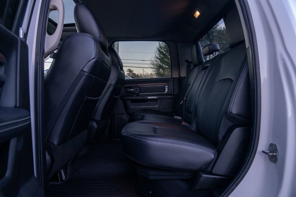 Used 2018 RAM 2500 Laramie w/ Convenience Group image 19