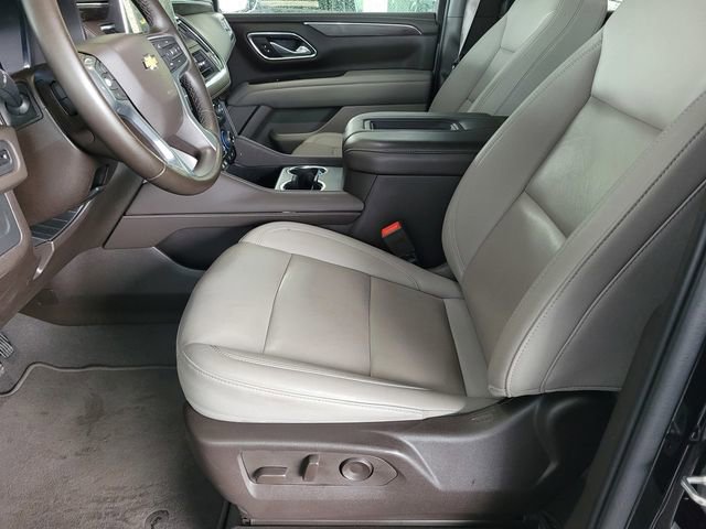 Used 2024 Chevrolet Suburban LT image 18