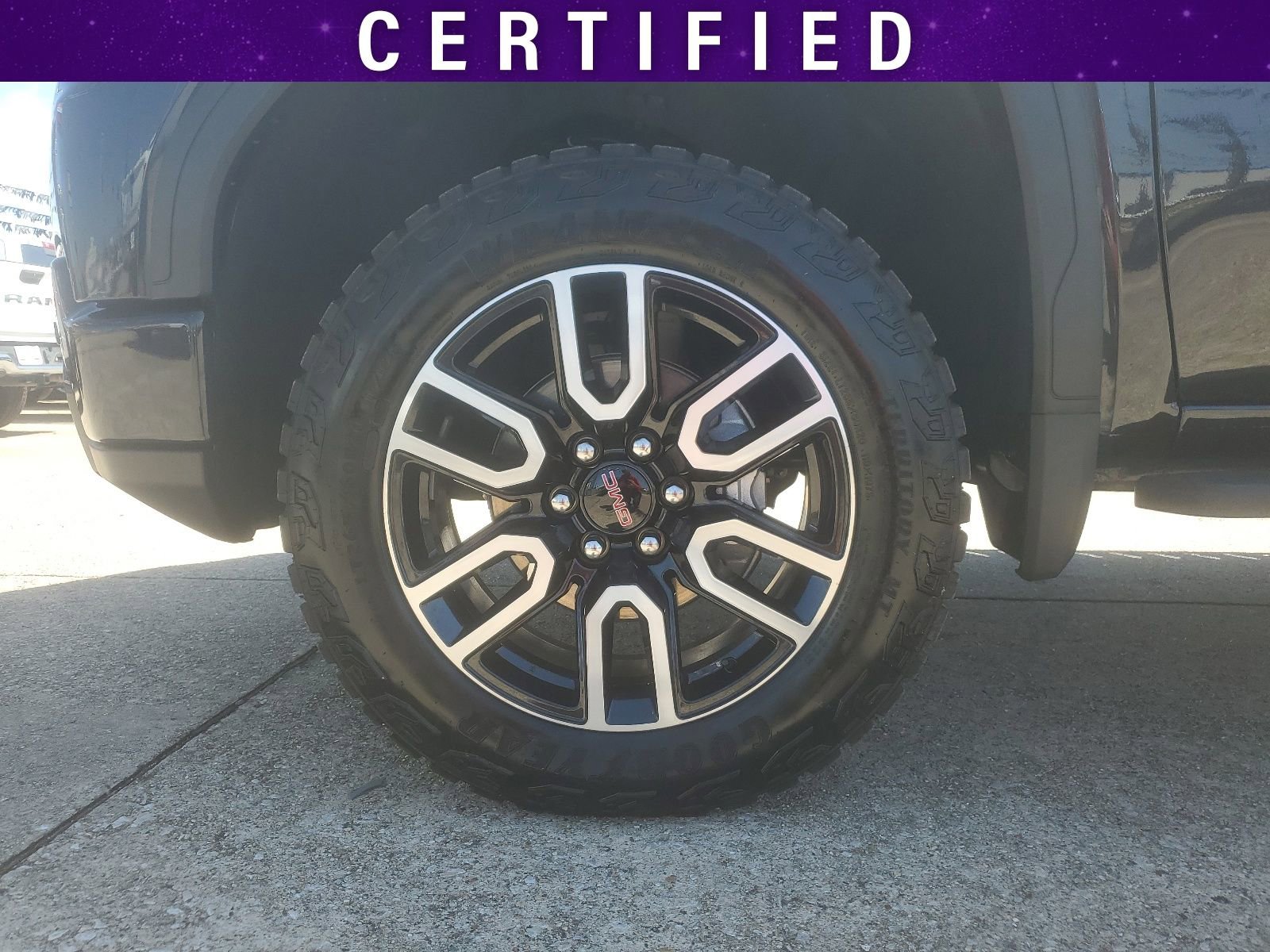 Used 2026 GMC Sierra 1500 AT4 w/ AT4 Premium Package image 7