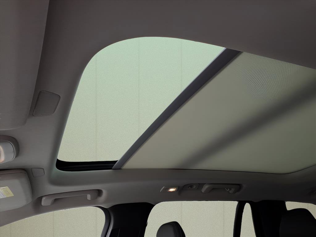 Used 2023 Volvo XC90 T8 Ultimate image 11