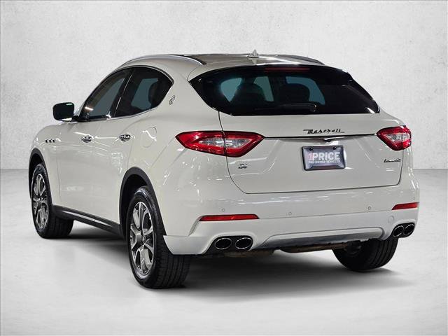Used 2017 Maserati Levante AWD/4WD image 8