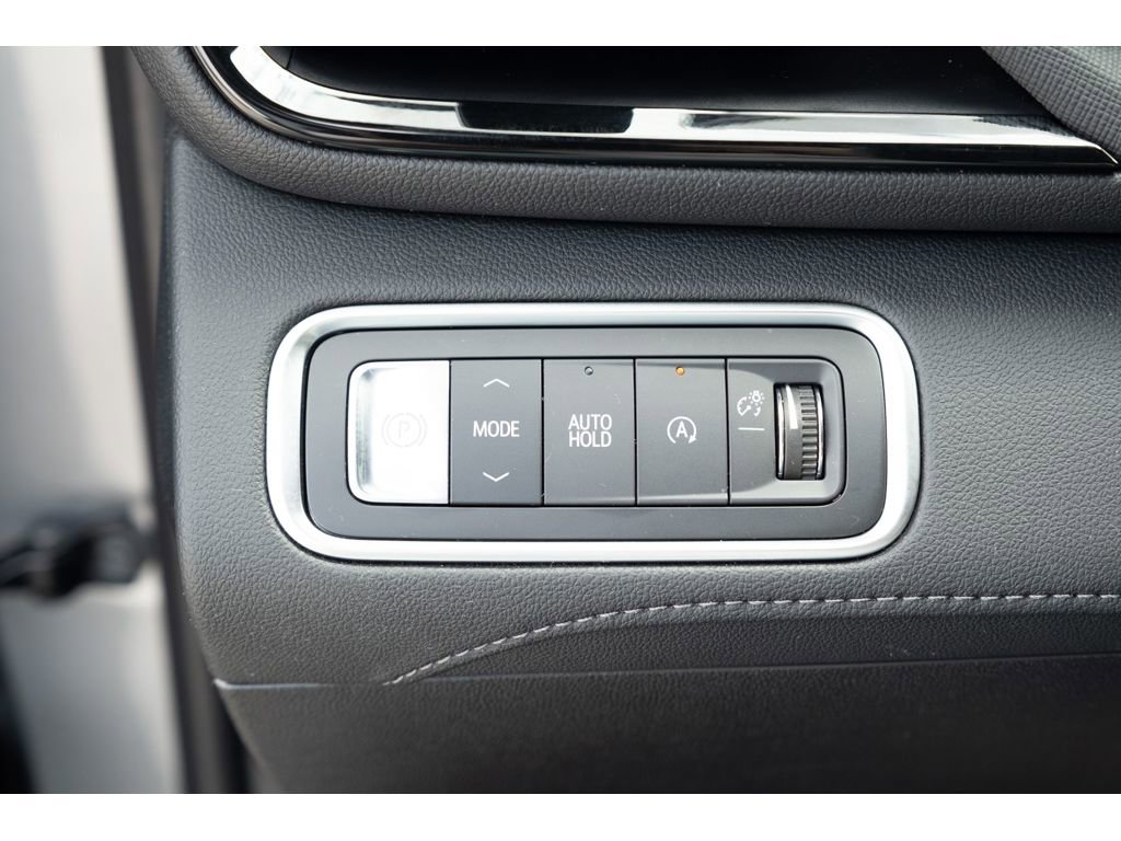 Certified 2025 Buick Enclave Preferred image 30