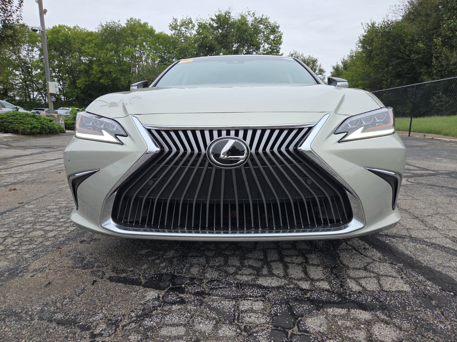 Used 2020 Lexus ES 350 w/ Accessory Package 2 FWD image 11