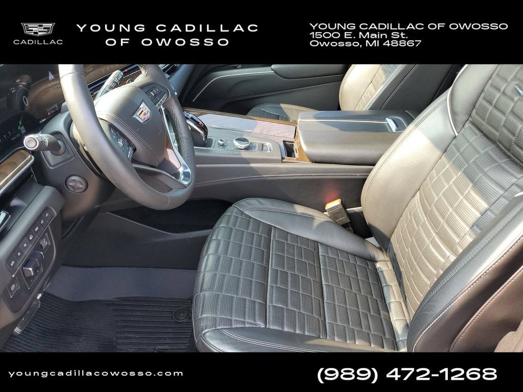 Used 2023 Cadillac Escalade ESV Sport Platinum w/ LPO, ONYX Package AWD/4WD image 8