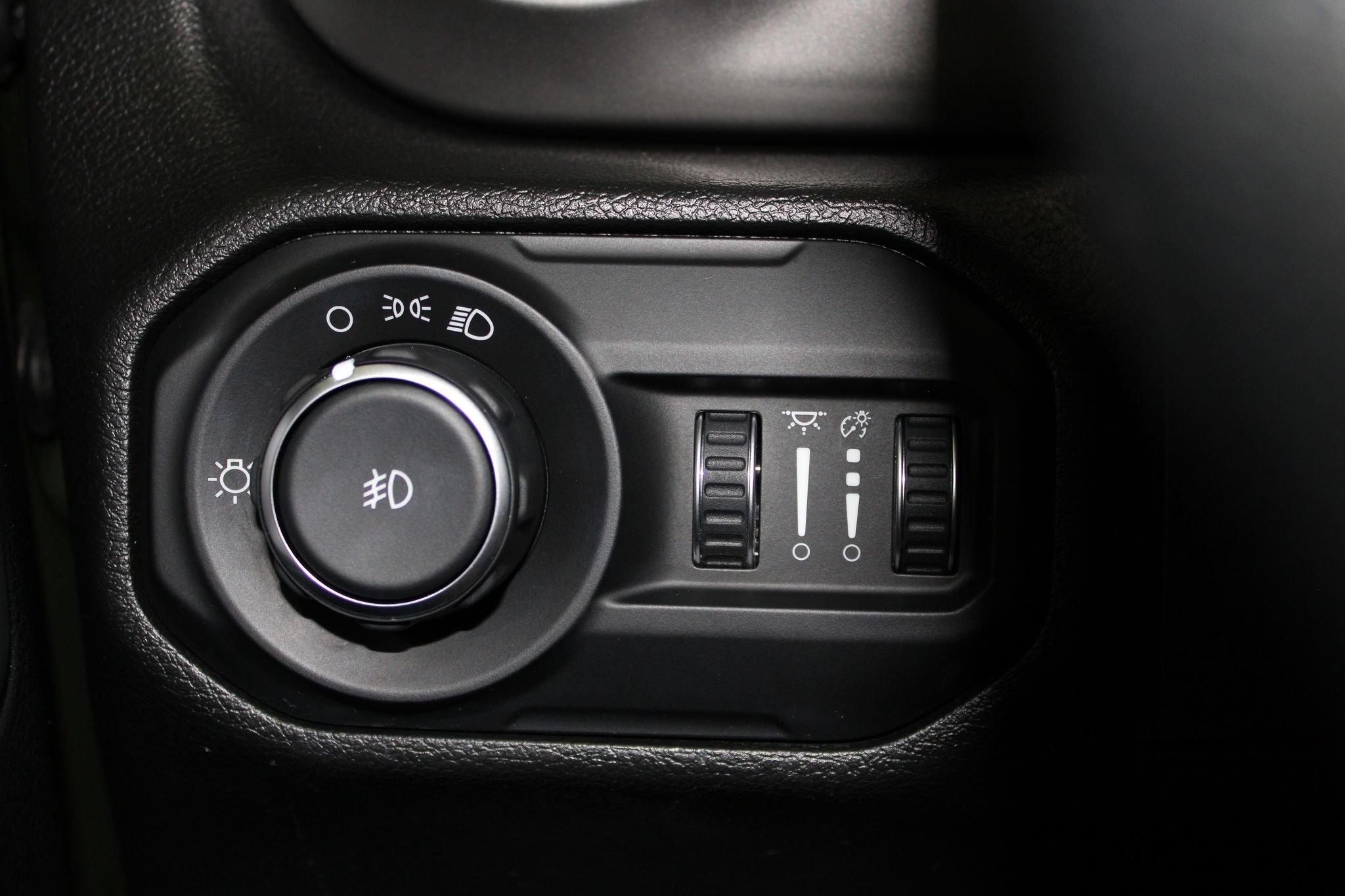 Used 2021 Jeep Wrangler Unlimited Sport AWD/4WD image 38